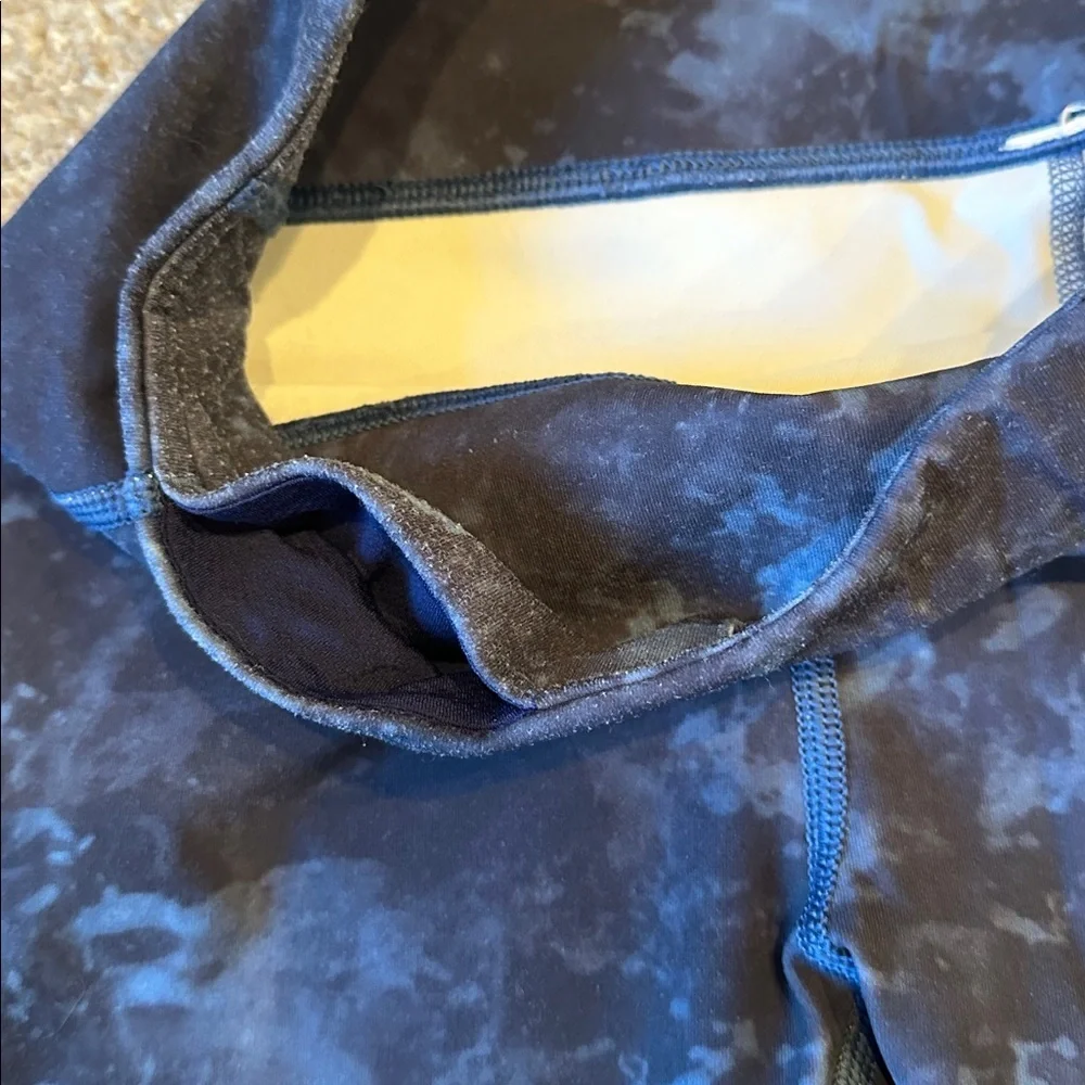 Lululemon Blue Cropped Leggings Small EUC